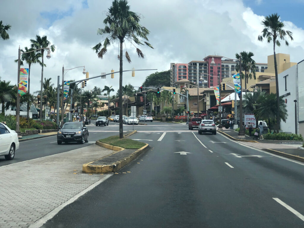 괌 여행 쇼핑 가이드 빌리지 오브 돈키 (돈키호테) Part. 1 괌 선물 고르기